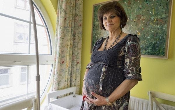 Una mujer española dio a luz a los 62 años